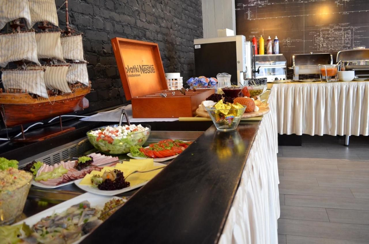 Hotel Malinowski Business Gliwice Bagian luar foto