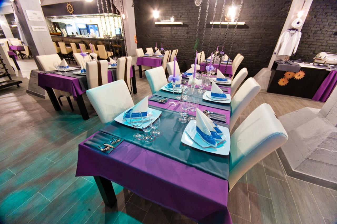 Hotel Malinowski Business Gliwice Bagian luar foto