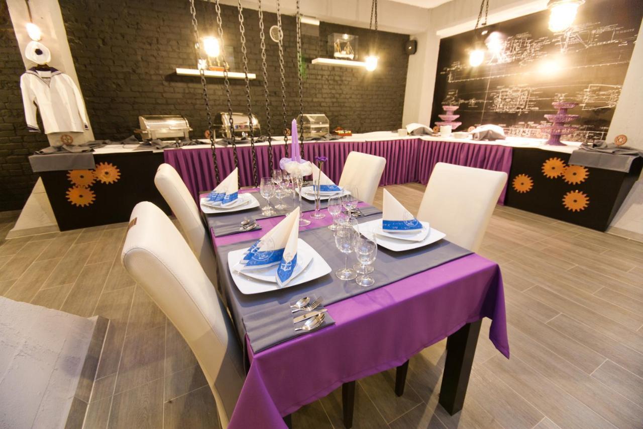 Hotel Malinowski Business Gliwice Bagian luar foto