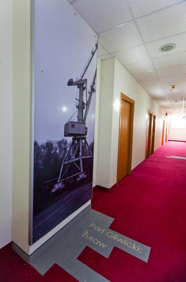 Hotel Malinowski Business Gliwice Bagian luar foto
